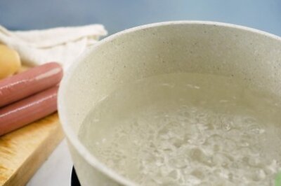 How to Boil a Hot Dog Using a Microwave or Stove