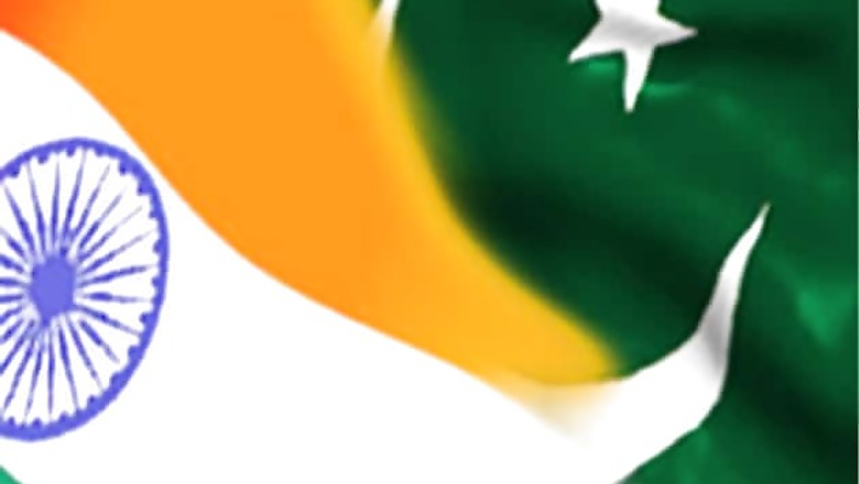Pakistan sends Diwali sweets to President, PM
