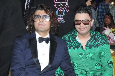 Sonu Nigam Ends War With Bhushan Kumar After 3 Years, Rings In His Birthday With Him; Watch Video