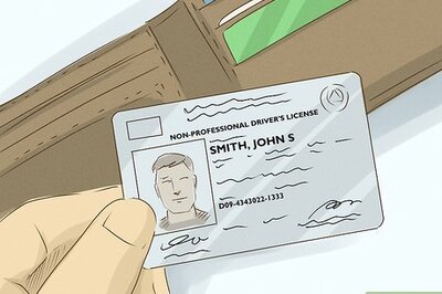 How to Go to a Strip Club