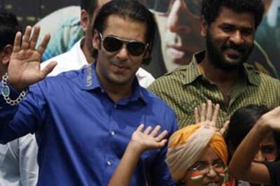 In pics: Salman whips up fan frenzy in Delhi