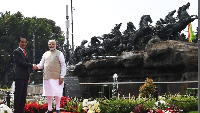 PM Modi, Indonesia President Joko Widodo Visit Arjuna Wijaya Chariot Statue