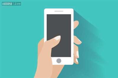 Smartphone use changing the way our thumbs and brain interact