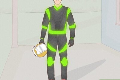 How to Safely Ride a Motorcycle at Night