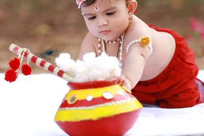 Krishna Janmashtami 2022: Traditional Outfit Ideas for Gokulashtami to Celebrate the Festival in Style!