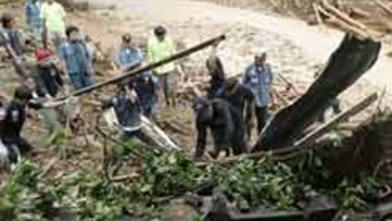 Thai flash floods leave 100 dead