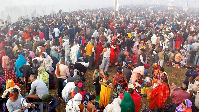 Makar Sankranti: Over 20 Lakh Devotees Take Holy Dip at Ganga Sagar