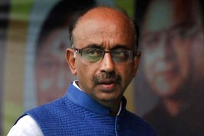 Vijay Goel Expressed Concern Over I-League Exodus