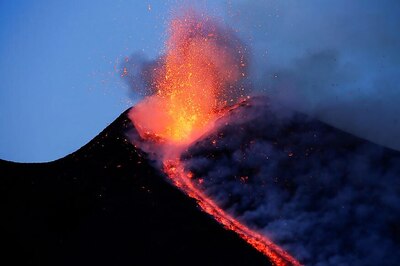 Italy's Mount Etna Bursts into Life, Spits Molten Lava Into the Sky