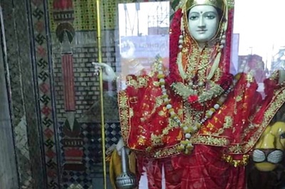 Navratri 2021: Nine Kalash Installed at Patna’s Mahavir Temple