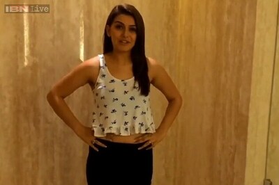 Ice bucket challenge comes to India: Hansika Motwani becomes one of the first Indian celebrities to take on the challenge; nominates 'all her fans'