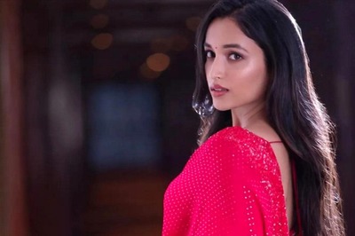 Meet Srinidhi Shetty, The Beauty Queen Romancing With Yash in KGF: Chapter 2