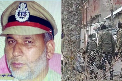 Jammu & Kashmir: Retired Police Officer Shot Dead Inside Mosque by Terrorists in Baramulla