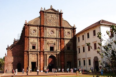 Basilica Of Bom Jesus To Moinuddin Chisti: Explore These Spiritual Getaways In India