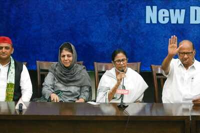 Passive Pawar, Regional Resistance & Mamata-Sonia Cold War | Recapping Presidential Polls Parleys So Far