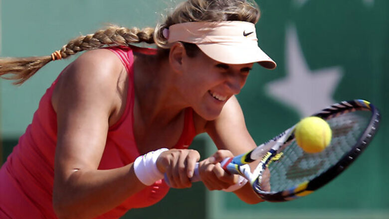 French Open: Azarenka survives in 1st round