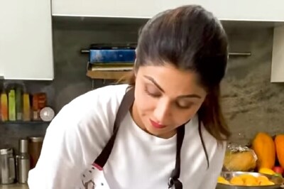 Ganeshotsav 2020: Shilpa Shetty Kundra Shares Recipe of Besan Coconut Barfi with Followers For the Festival