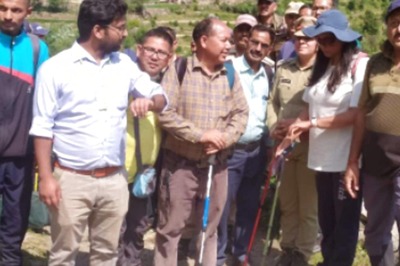 CEC Rajiv Kumar Treks 18km Through Uttarakhand's Inaccessible Terrain to Check Polling Requirements