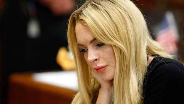 Lindsay Lohan selling clothes to pay tax?