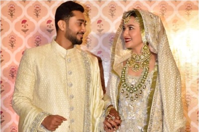 In Pics: Inside Gauahar Khan, Zaid Darbar's Nikaah Ceremony, The Couple Stuns in Matching Outfits
