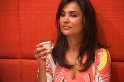 Bolly Buzz: Deepika defends her older co-stars