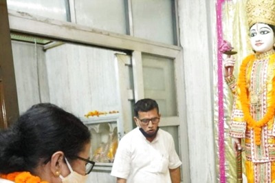 Mamata's Poll Pilgrimage to Woo non-Bengali Voters of Bhabanipur