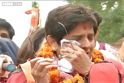 Overwhelmed by the love of people, Kiran Bedi breaks down during rally in Krishna Nagar