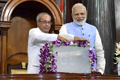 PM Modi hosts farewell for Prez Mukherjee