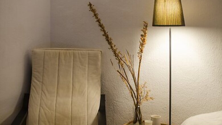 How to Decorate with Leaves