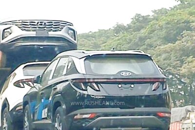 Upcoming Hyundai Tucson Spotted Undisguised on Trailer Truck in India