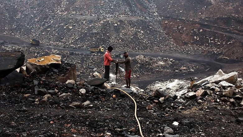 Naveen Jindal, Others Granted Bail in Coal Scam Case