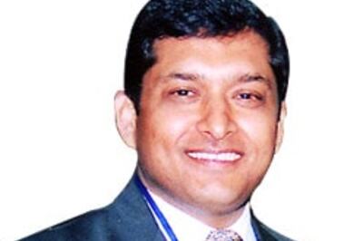 IBNLive Chat 'More funds for primary, higher education'