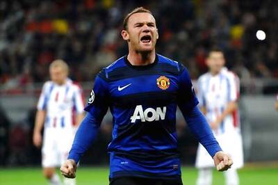 Chelsea still chasing Rooney, says Mourinho