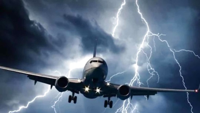 Russian Ilyushin Il-76 Military Cargo Plane Crashes, Four Dead
