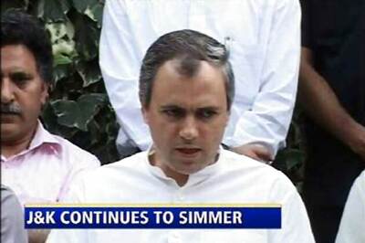 Vested groups behind Kashmir violence: Omar