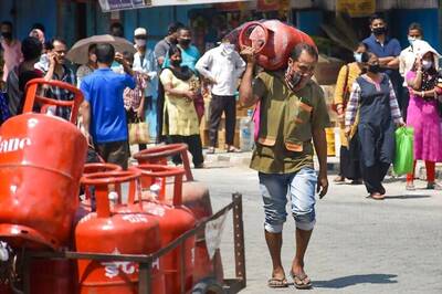 3 Foreigners Held for Robbing Gas Cylinder Delivery Man in South Delhi
