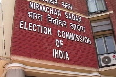 Assembly Elections: EC Ban on Roadshows, Vehicle Rallies Stays; Curbs on Indoor, Outdoor Meets Relaxed