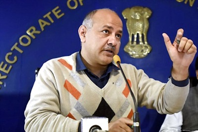 Sisodia, Mishra meet Rajnath as city stares at 'water crisis'