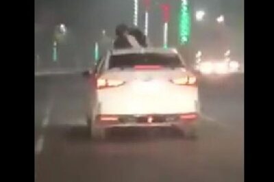 After Scooty Lovebirds, Couple Spotted Romancing Atop Car’s Sunroof in Lucknow | WATCH