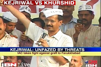 Kejriwal takes on Khurshid, asks Farrukhabad to defeat him