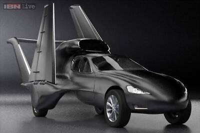 A jet-propelled car that could fly at 880 km per hour