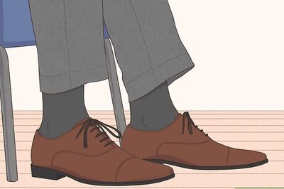 What Color Socks Should You Wear With Brown Shoes?