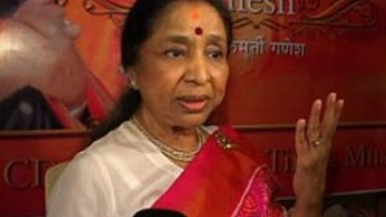 Urmila is like my daughter, says Asha
