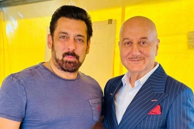 Anupam Kher Always Feels ‘Pleasure’ To Meet Tiger Salman Khan, Shares New Photo; Fans React