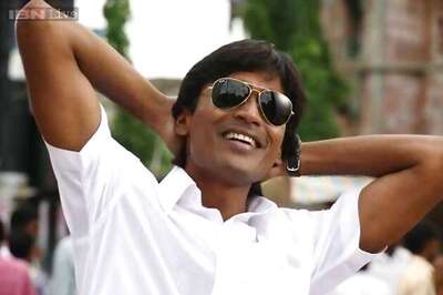 Dhanush cuts down on films to deliver his best; to do one film each in Hindi, Tamil
