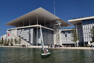 Greek Foundation Unveils New Athens Opera, National Library