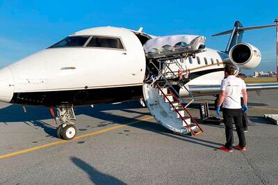 Plane Carrying ‘Poisoned’ Putin Critic Alexei Navalny Leaves Russia for Germany After Day-Long Delay