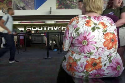 Man Sues Airline For Being Seated Next to 'Obese' Passengers